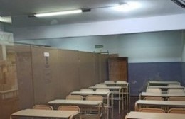 Muestran que en la 125 hay aulas de cartón