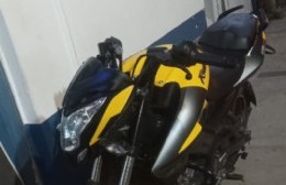 Tiene 13 años y andaba en una moto robada