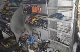 Se incendió el buffet del Albert Thomas: Convocan para el lunes a quienes quieren aportar su ayuda