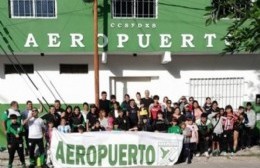 El Club les expresó su cariño: Las chicas de Aeropuerto jugaron en Etcheverry