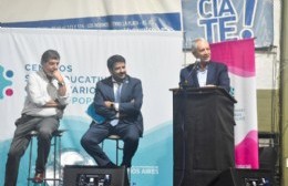 El Gobierno de Axel Kicilof entregó material educativo para centros comunitarios