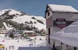Bariloche: Tenían que haber viajado y aún siguen esperando que la empresa los llame
