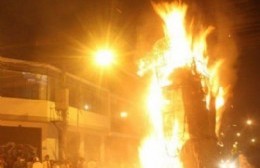 Se saltearon la inscripción y también la limpieza de los muñecos quemados