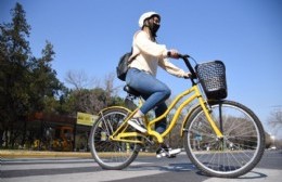 Revuelo por el retiro de los paradores de bicicletas en las plazas