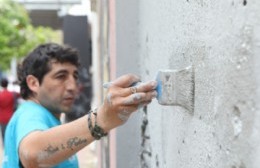 "Ciudad Limpia": la Municipalidad puso en valor más de 8 mil fachadas, persianas y mobiliario