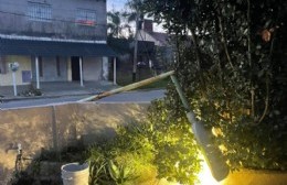 A familia de Villa Elvira se les cayó una luminaria dentro de la casa