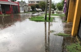 600 de 6 a 6 bis se llenó de agua