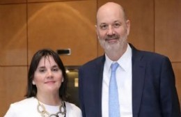 La mujer de Sturzenegger logró un contrato de más de 114 millones para enseñar inglés