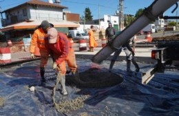 La nueva avenida 60 en Los Hornos llega a su cuarta etapa de remodelación
