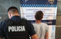 Violó la perimetral para irse a dormir a lo de la ex