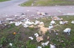 Barrio de Tricolores: Siguen los pedidos por limpieza y recolección