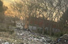 Nuevas quejas de vecinos por el enorme basural de 116 en Aeropuerto
