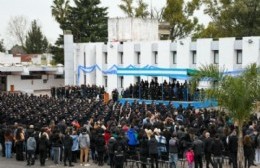 Más de 400 cadetes del Servicio Penitenciario Bonaerense juraron fidelidad a la Bandera Nacional