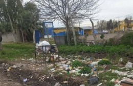 Se suman quejas por basurales a la altura de avenida 7 y 627 bis