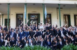 La Facultad de Ingeniería entregó diplomas a sus graduados