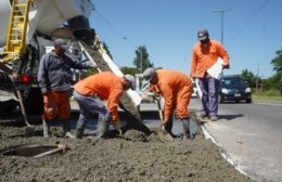 Olmos: El Municipio mostró los avances en el hormigonado de la avenida 44 con hormigonado
