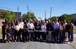 Alak inauguró una obra vial en Lisandro Olmos en el marco del Plan 1000 cuadras