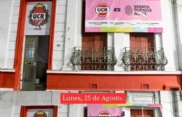 Rompieron los banners de Somos Buenos Aires en la sede cercana a Plaza Rocha