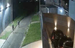 Delincuentes captados por las cámaras tras robar viviendas en 115 entre 83 y 84