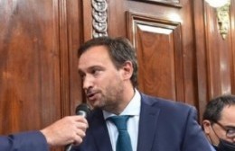 Presentaron una ordenanza que regulará los postes, cableados y sancionará a empresas
