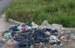 En Villa Elvira, donde nace una esquina, también un basural