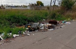 Reclamo por basurales en Los Hornos