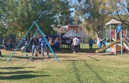 Jornada solidaria "Papa Francisco" con cientos de jóvenes participando en Aeropuerto