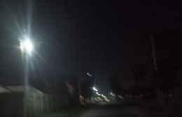 Quejas de vecinos por la iluminación y otros temas en calle 94