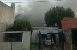 Incendio y tragedia en Los Hornos: mujer de 27 y dos nenas de 4 y 7 años murieron quemadas