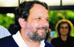 El Concejo busca oficializar el nombre Carlos Cajade a la plazoleta de 7 y 90