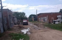 Una calle inundada en Altos de San Lorenzo