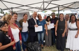 Villa Elvira recibió una jornada con trámites, vacunación, asesoramiento y mejoras