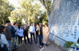 Emotivo homenaje a René Favaloro a 25 años de su fallecimiento