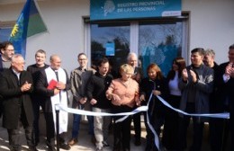 Alak inauguró la nueva delegación de El Peligro, participó del desfile patrio y presentó una obra clave para la zona